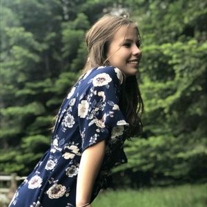 Meet your Posher, Alyssa